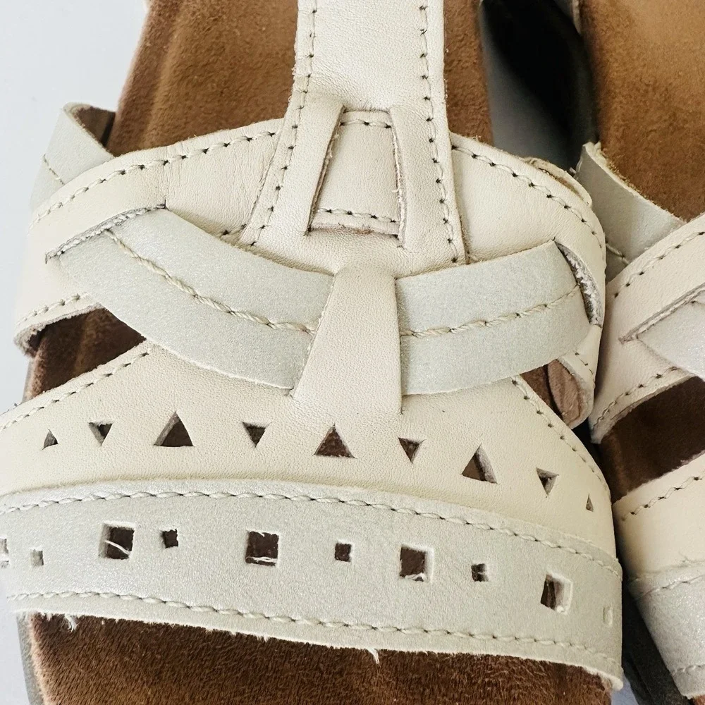 Earth Origins Sandals Womens Sz 7.5 Sand White Savanna Slingback Leather Comfort